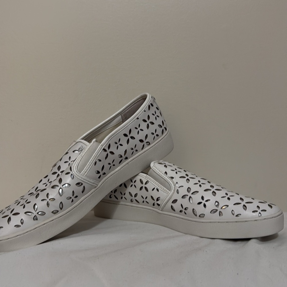 Michael Kors “Keaton” leather cutout slip on sneaker in size 11 - Picture 9 of 9
